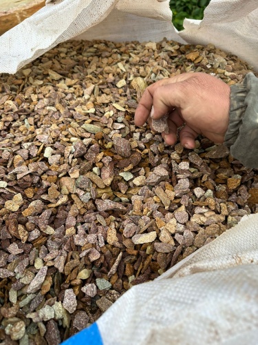 Златолит персиковый декоративная каменная крошка купить в Одинцово