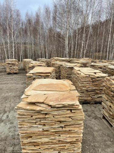 Плитняк златолит жёлтый для фасада 1,5-3 см купить в Одинцово