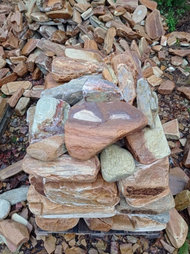 Златолит жёлтый, жёлто-зелёный глыбки и валуны для ланшафтного дизайна купить в Одинцово