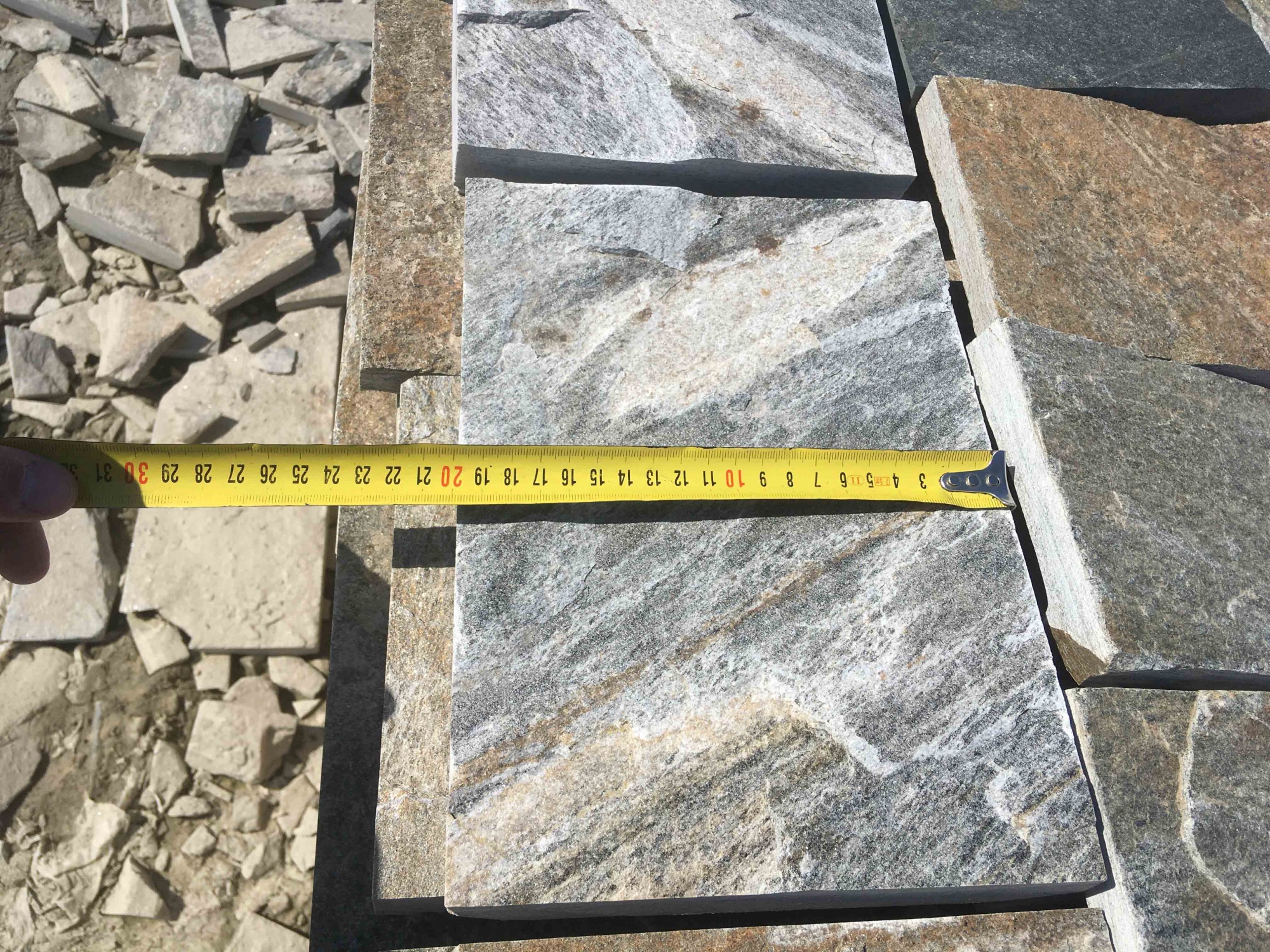 Плитка пилёная златолит Уральский для фасада купить в Одинцово