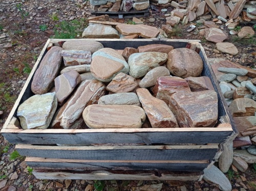 Златолит жёлтый, жёлто-зелёный глыбки и валуны для ланшафтного дизайна купить в Одинцово