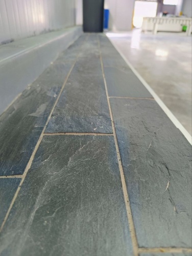 Плитка чёрная из натурального камня фасадная 30 см * 5 см, толщина 7 мм -30 мм купить в Одинцово